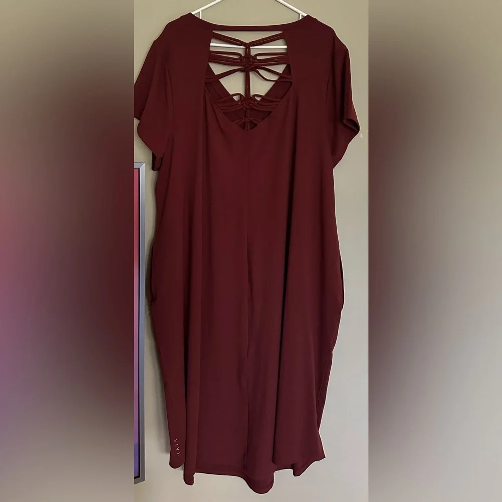 LIVI for LANE BRYANT size 26/28,  Burgundy V-Neck Dress. NWT!